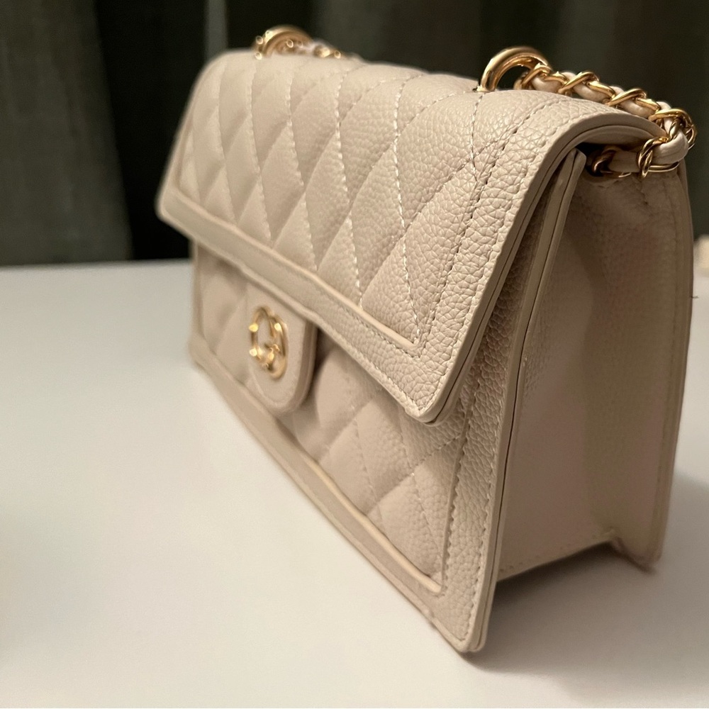 Grace Elizabeth Crossbody Quilted White Cream Purse